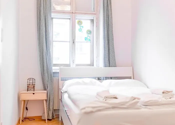 Simple 3br Near Wiener Stadthalle * Vienne