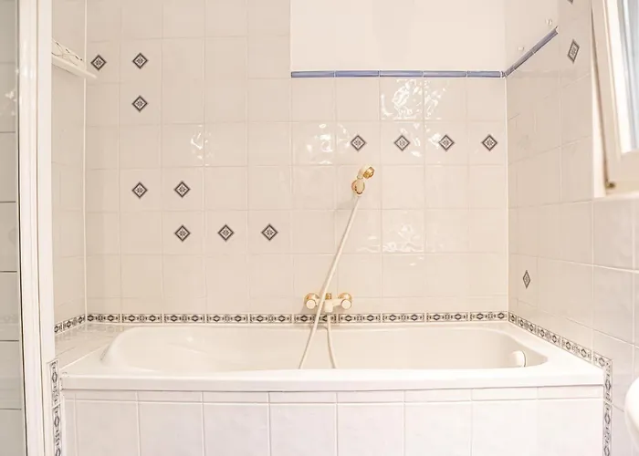 Appartement Simple 3br Near Wiener Stadthalle